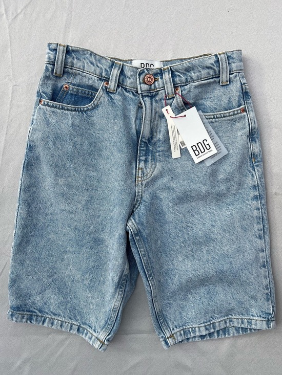 BDG Pants - NWT $59 BDG Urban Outfitters Vintage Denim Light Wash High Rise Shorts Size 26